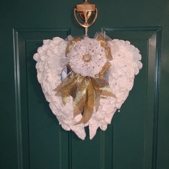 Handmade Angel Wings Wall Door Wreath - Picture 6 of 6